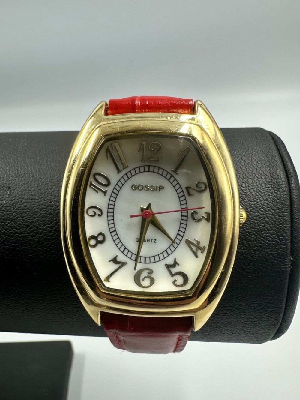 Gossip Womens Watch Gold Tone Red Leather Band White Dial New Battery 9"